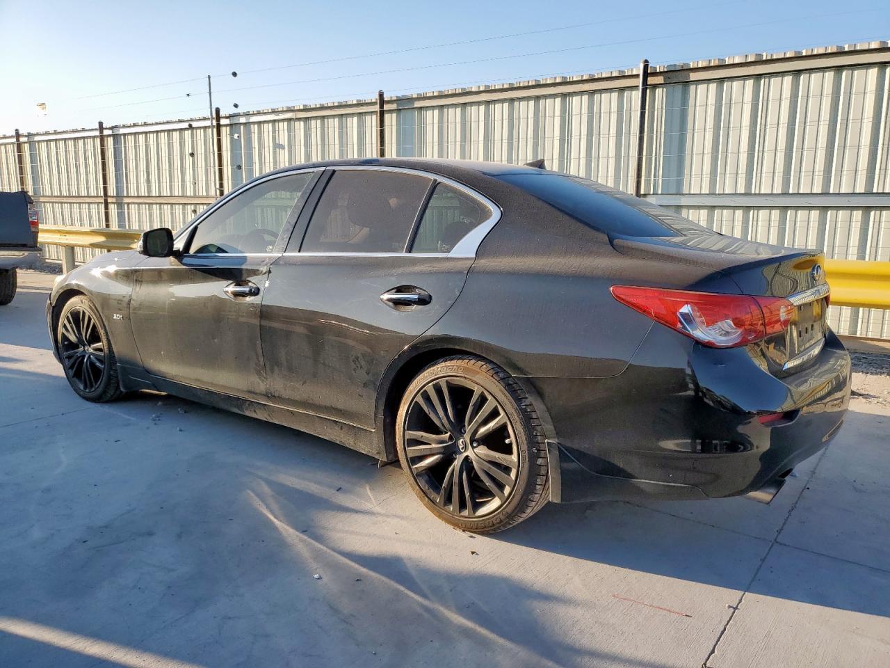 2017 INFINITI Q50