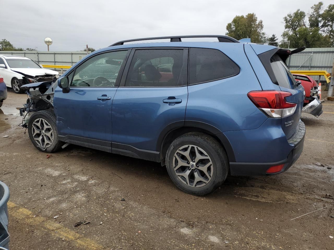 2021 SUBARU FORESTER