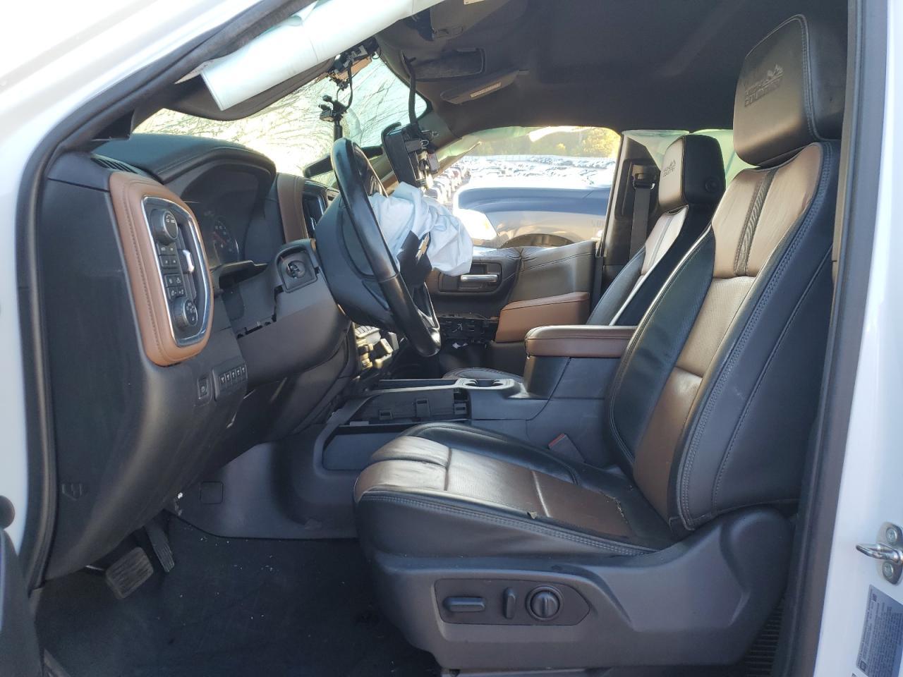 2023 CHEVROLET Silverado