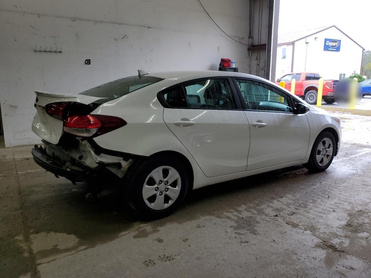 2017 KIA FORTE
