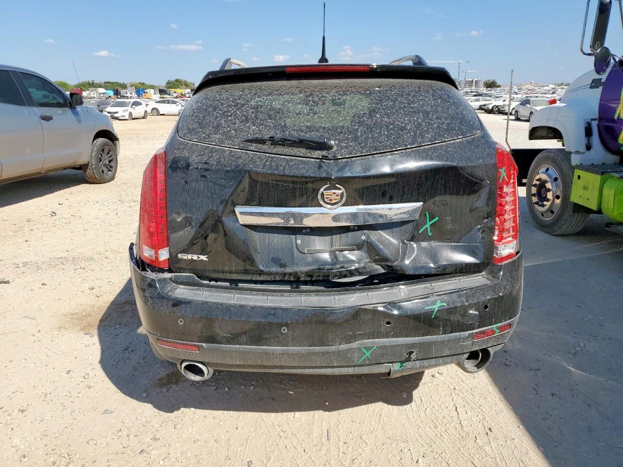 2010 CADILLAC SRX