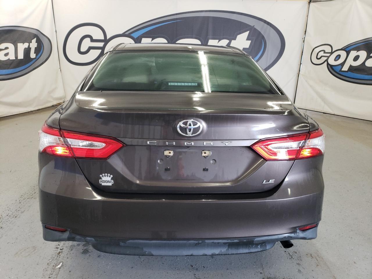 2018 TOYOTA CAMRY
