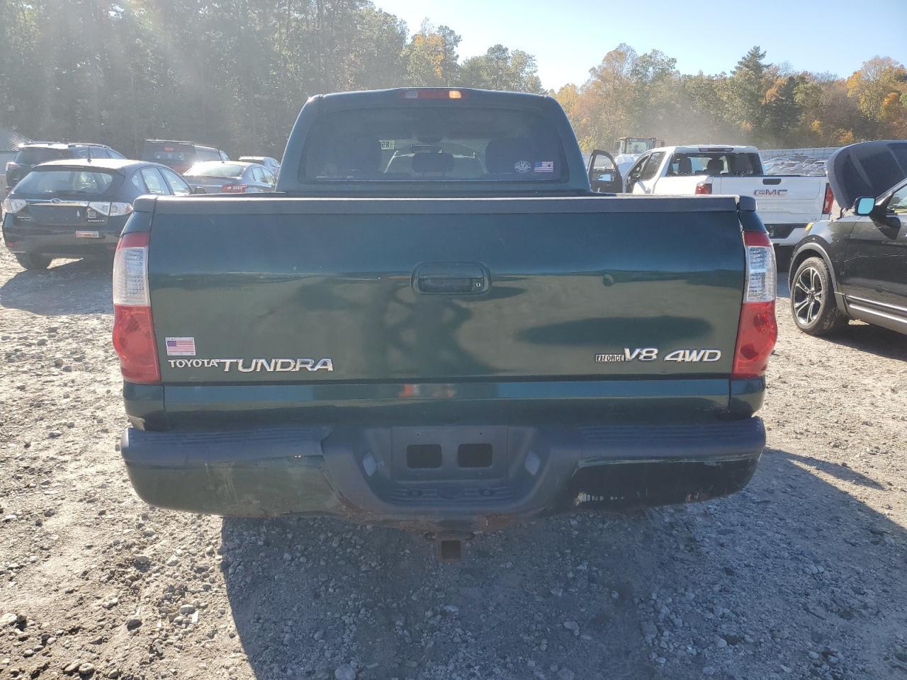 2004 TOYOTA TUNDRA