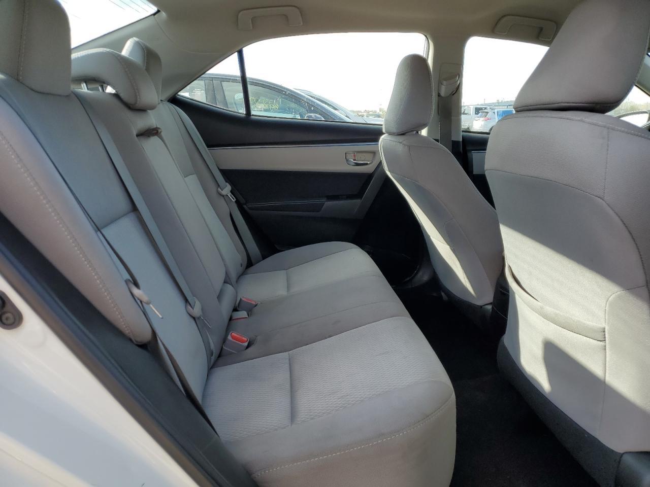 2016 TOYOTA COROLLA