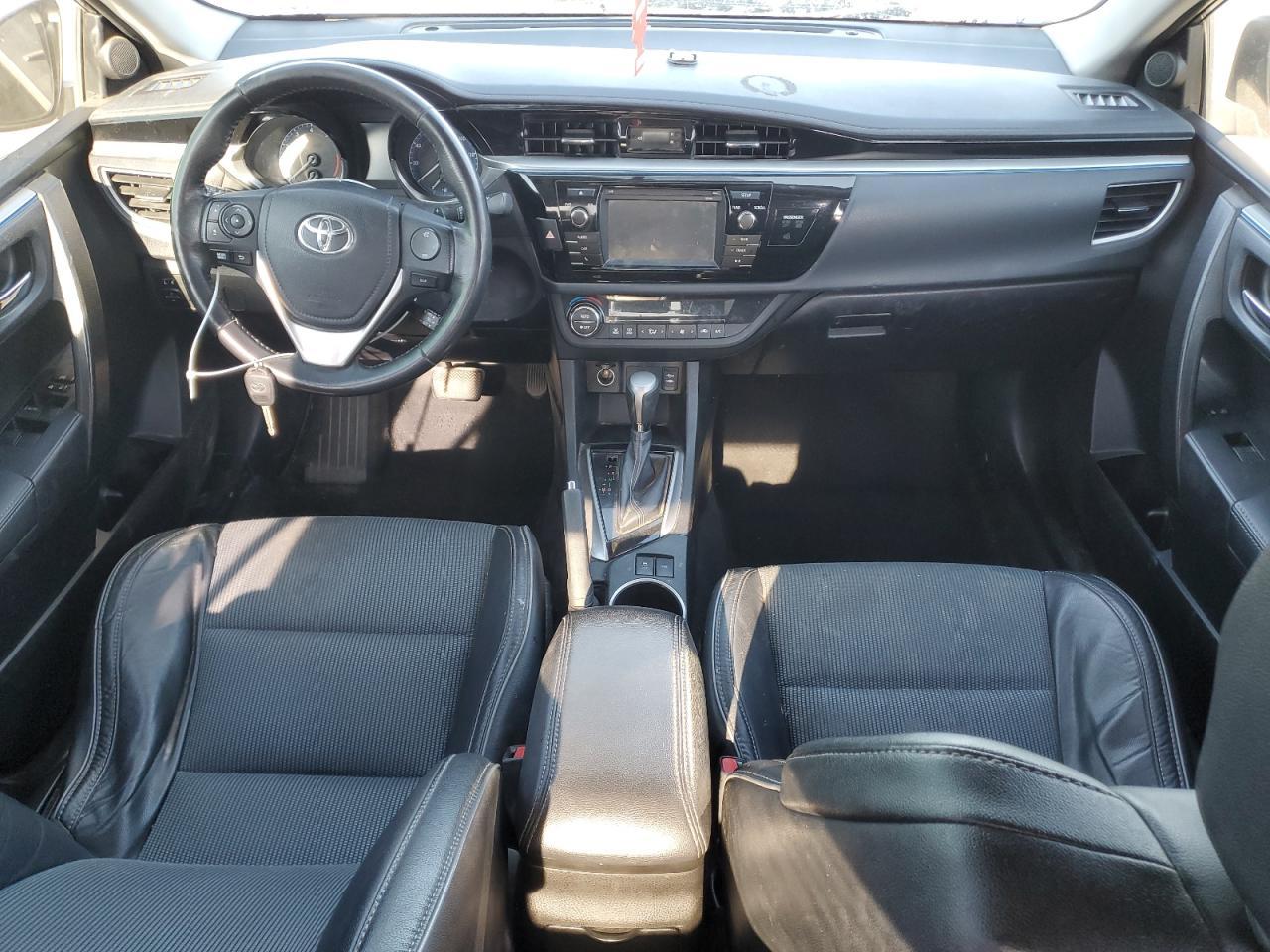 2015 TOYOTA COROLLA