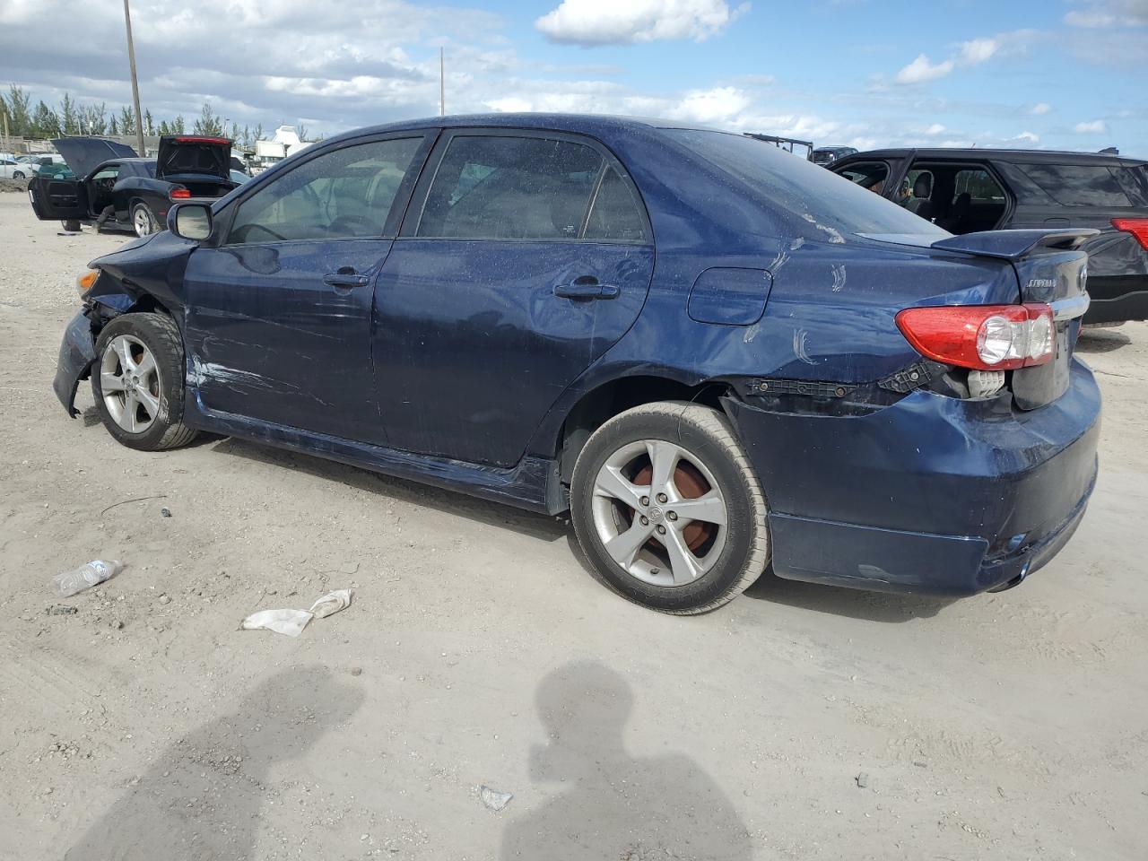 2011 TOYOTA COROLLA