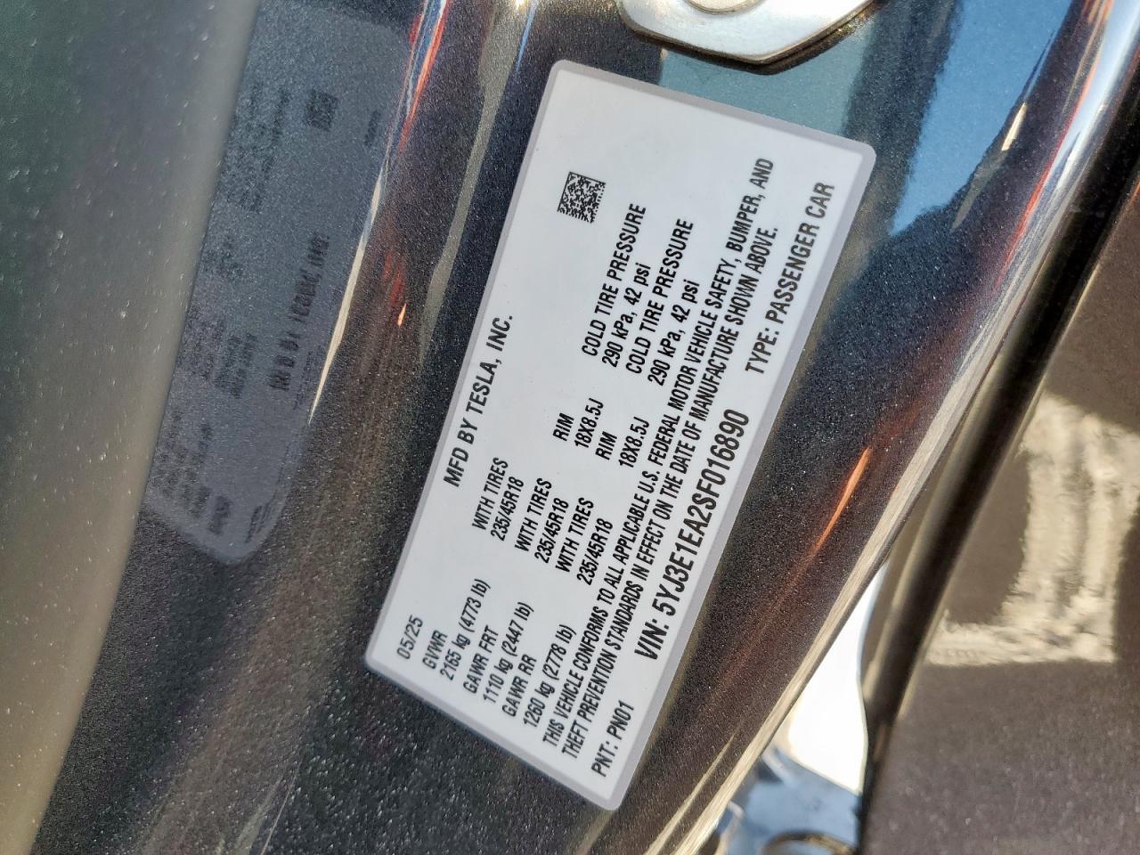 2025 TESLA MODEL 3