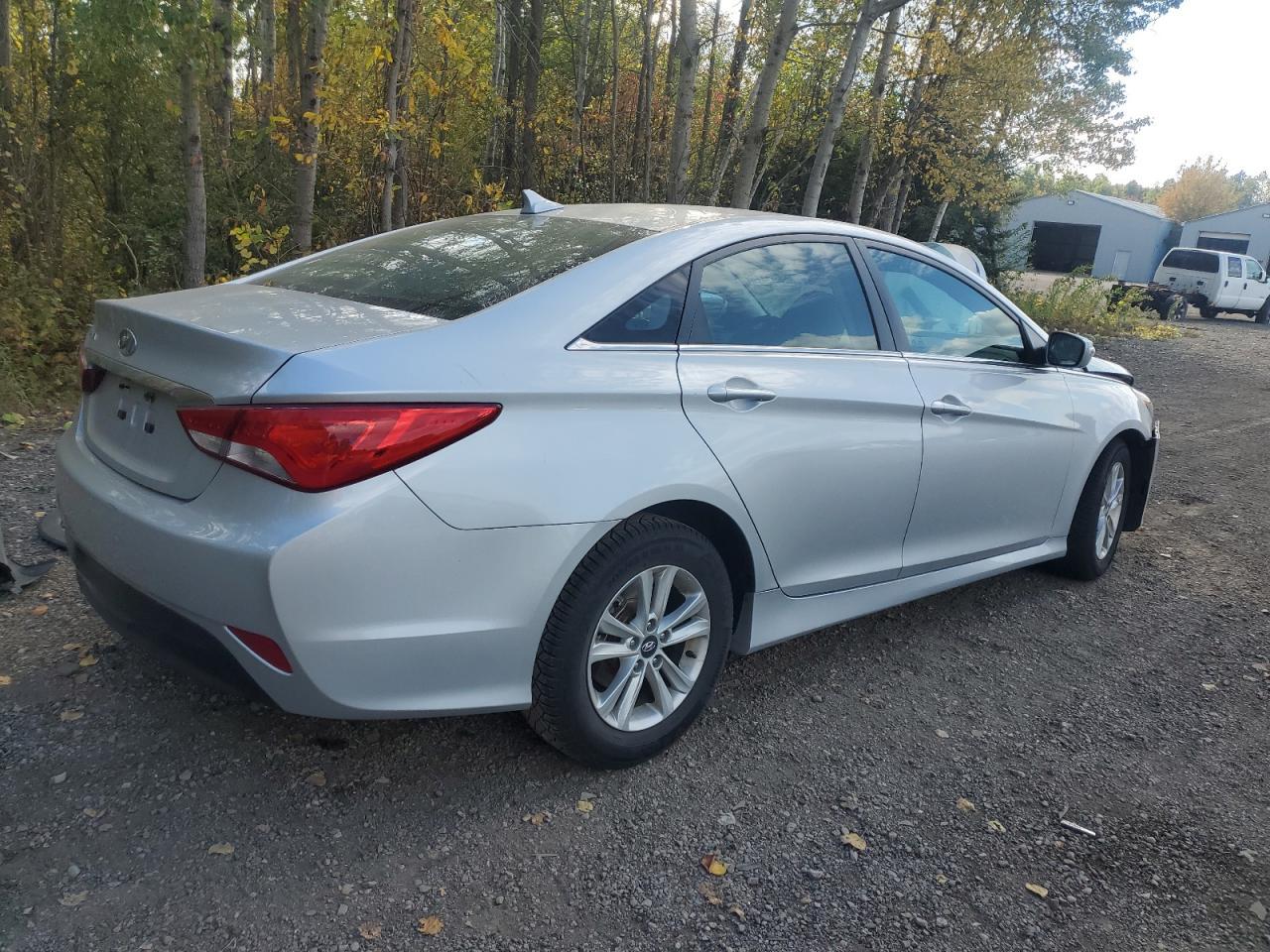2014 HYUNDAI SONATA