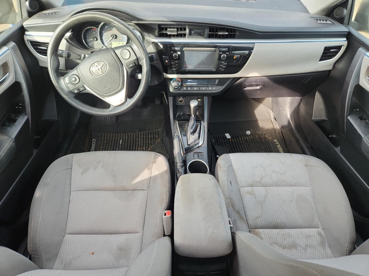2015 TOYOTA COROLLA
