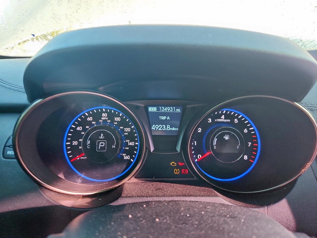 2013 HYUNDAI GENESIS