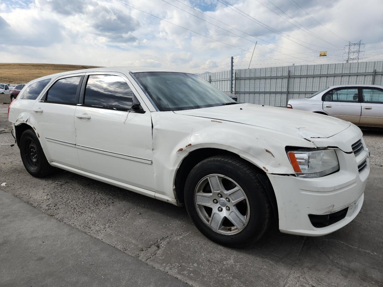 2008 DODGE MAGNUM