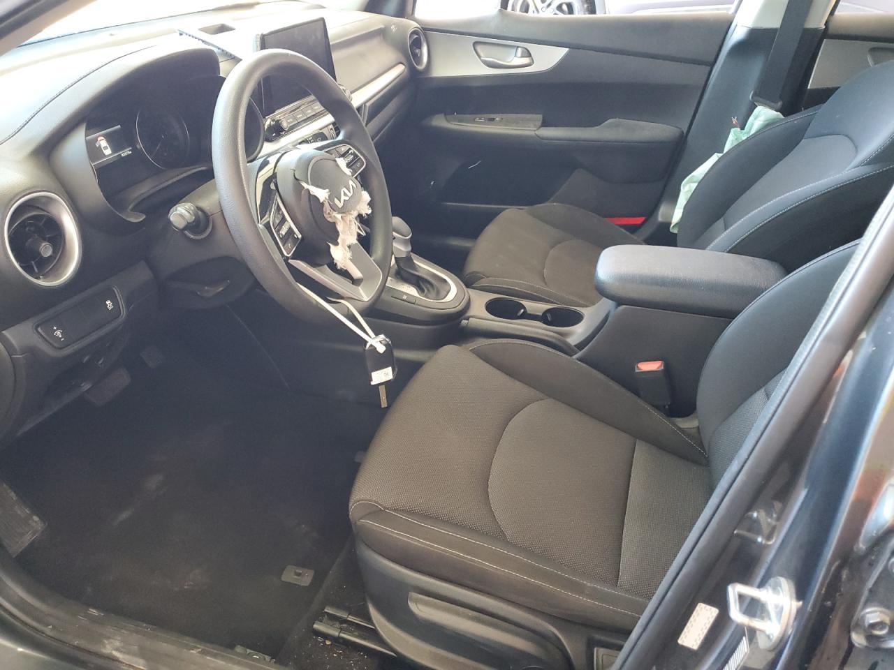 2023 KIA FORTE
