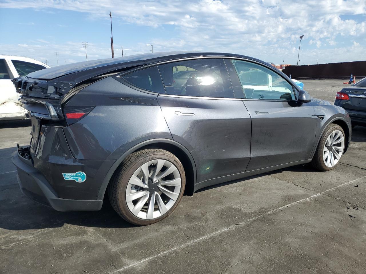 2026 TESLA MODEL Y