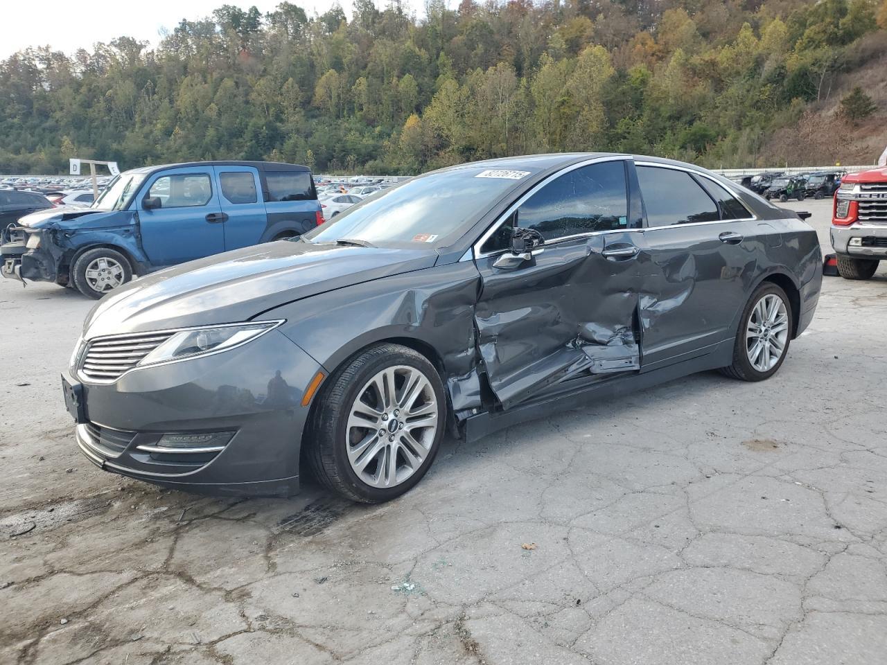 2015 LINCOLN MKZ