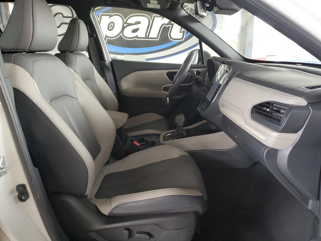 2025 SUBARU FORESTER