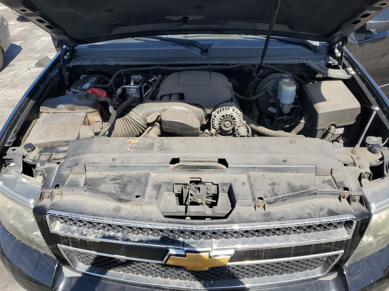 2013 CHEVROLET Suburban