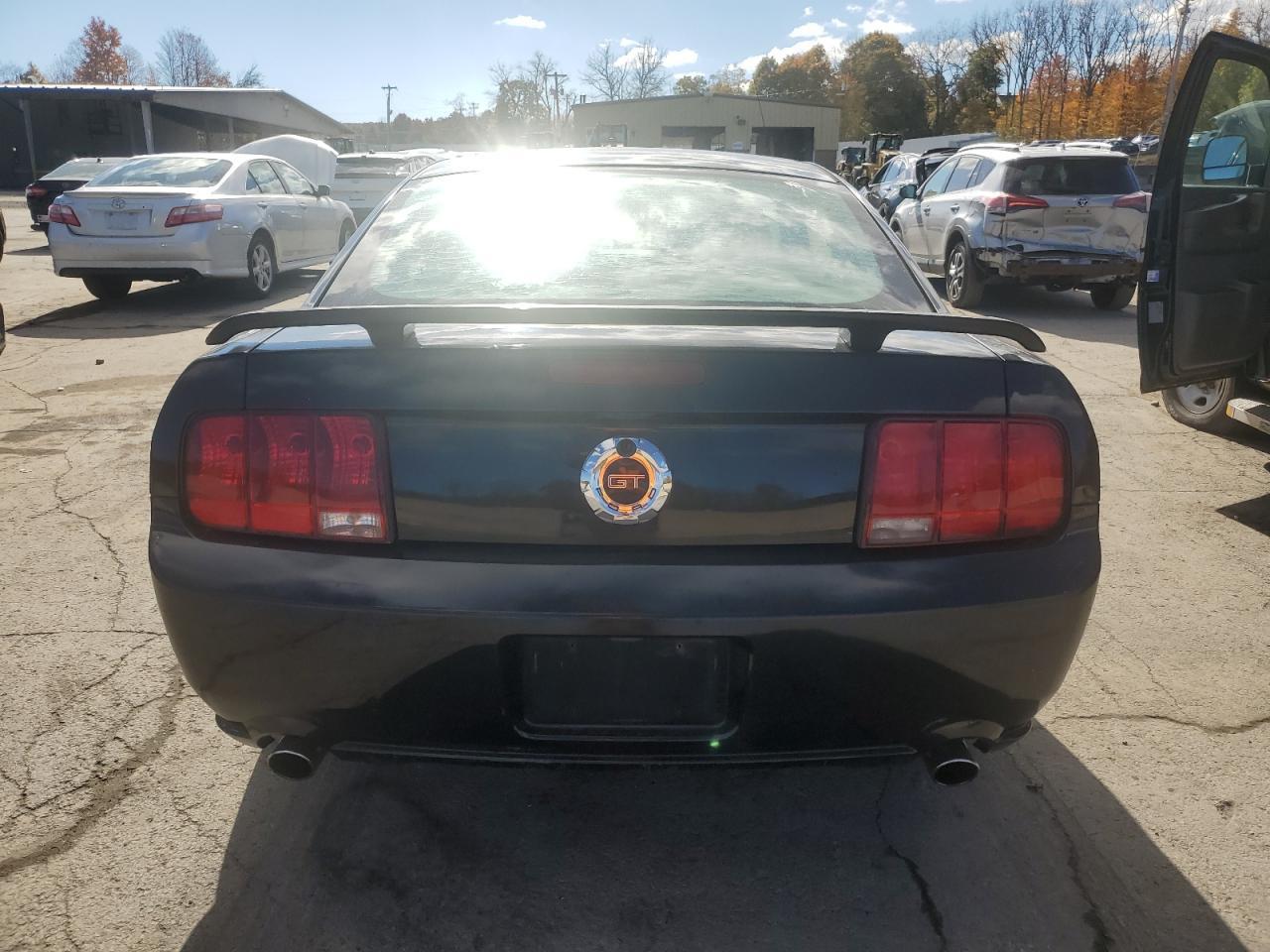 2006 FORD MUSTANG