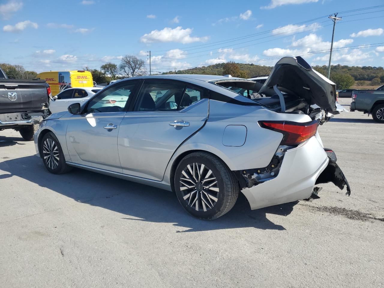 2024 NISSAN ALTIMA