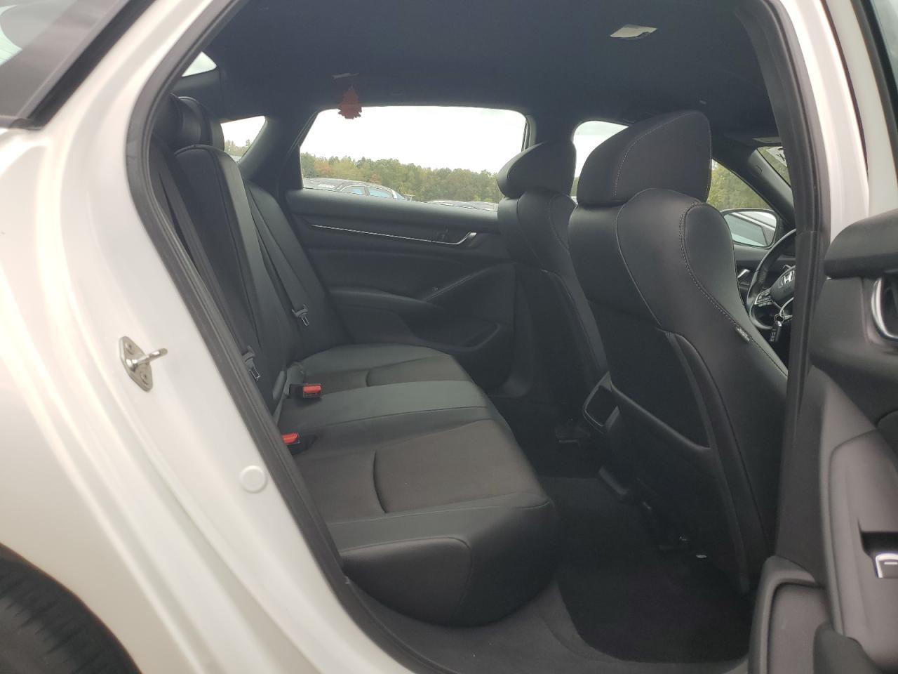 2019 HONDA ACCORD