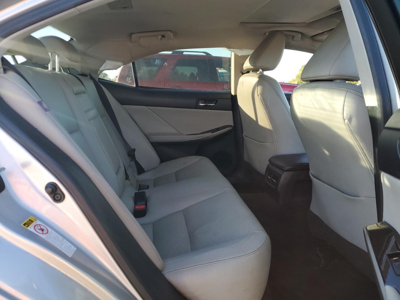 2015 LEXUS Is