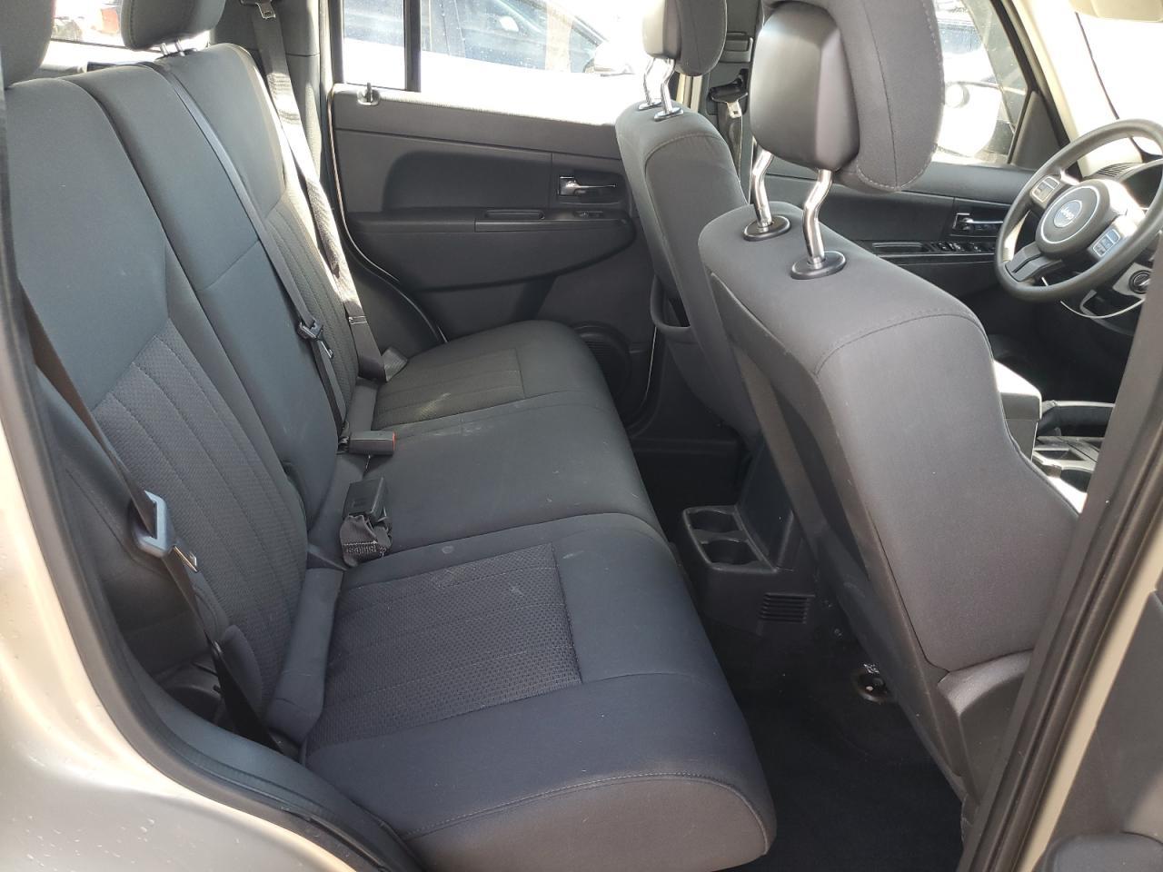2011 JEEP Liberty