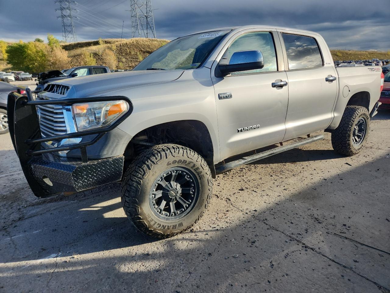 2016 TOYOTA TUNDRA