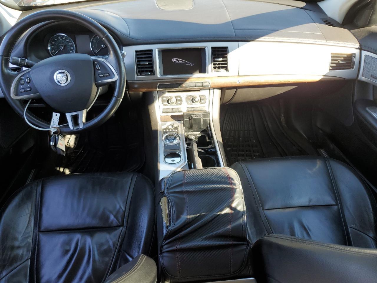 2013 JAGUAR XF
