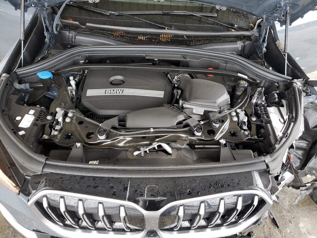 2025 BMW X1
