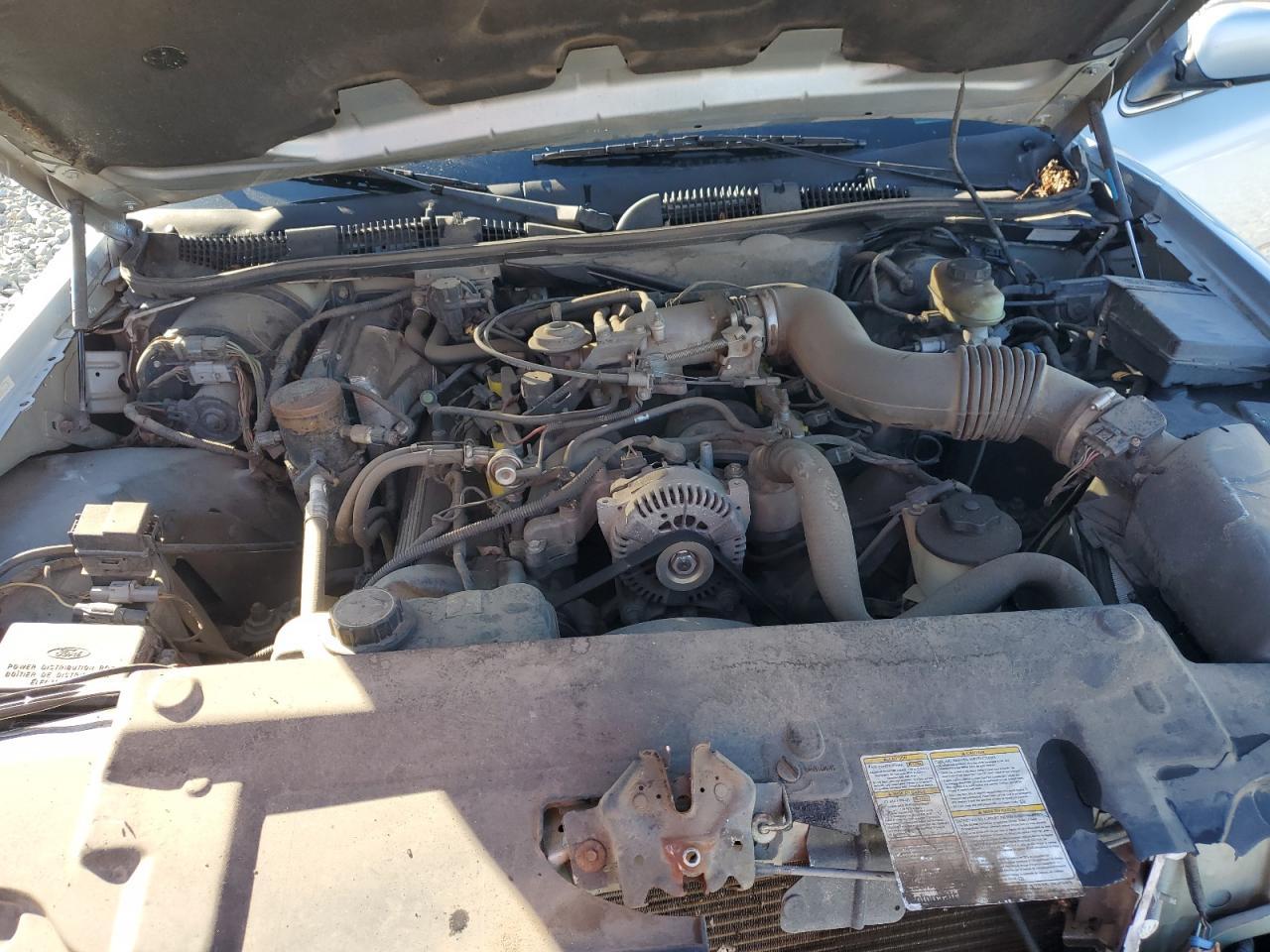 2001 FORD Crown Victoria