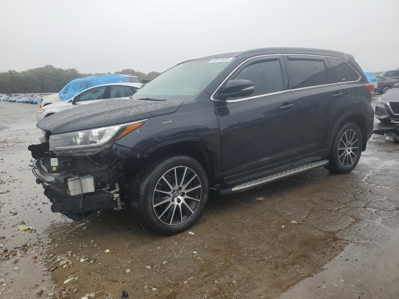 2017 TOYOTA HIGHLANDER