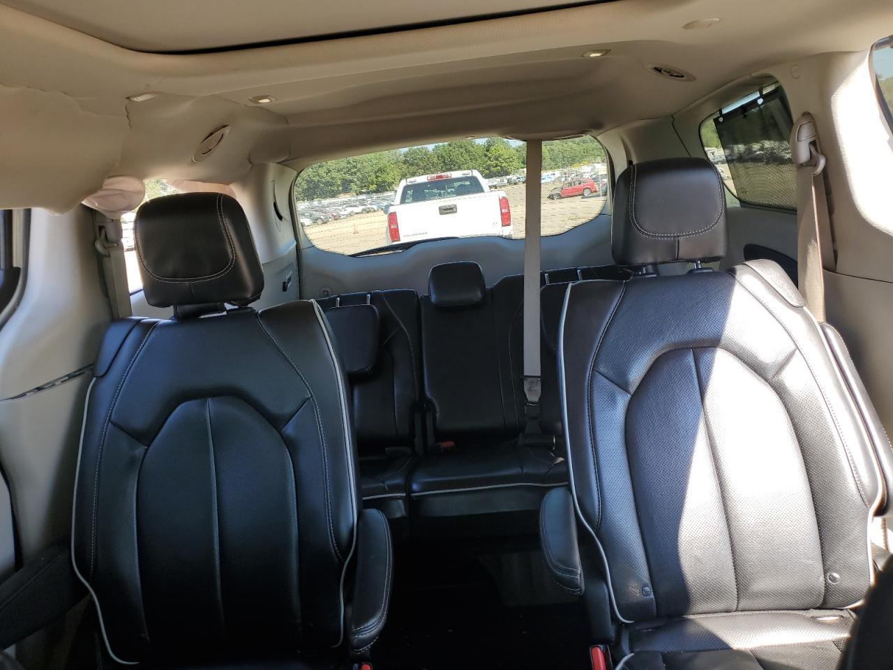 2022 CHRYSLER Pacifica