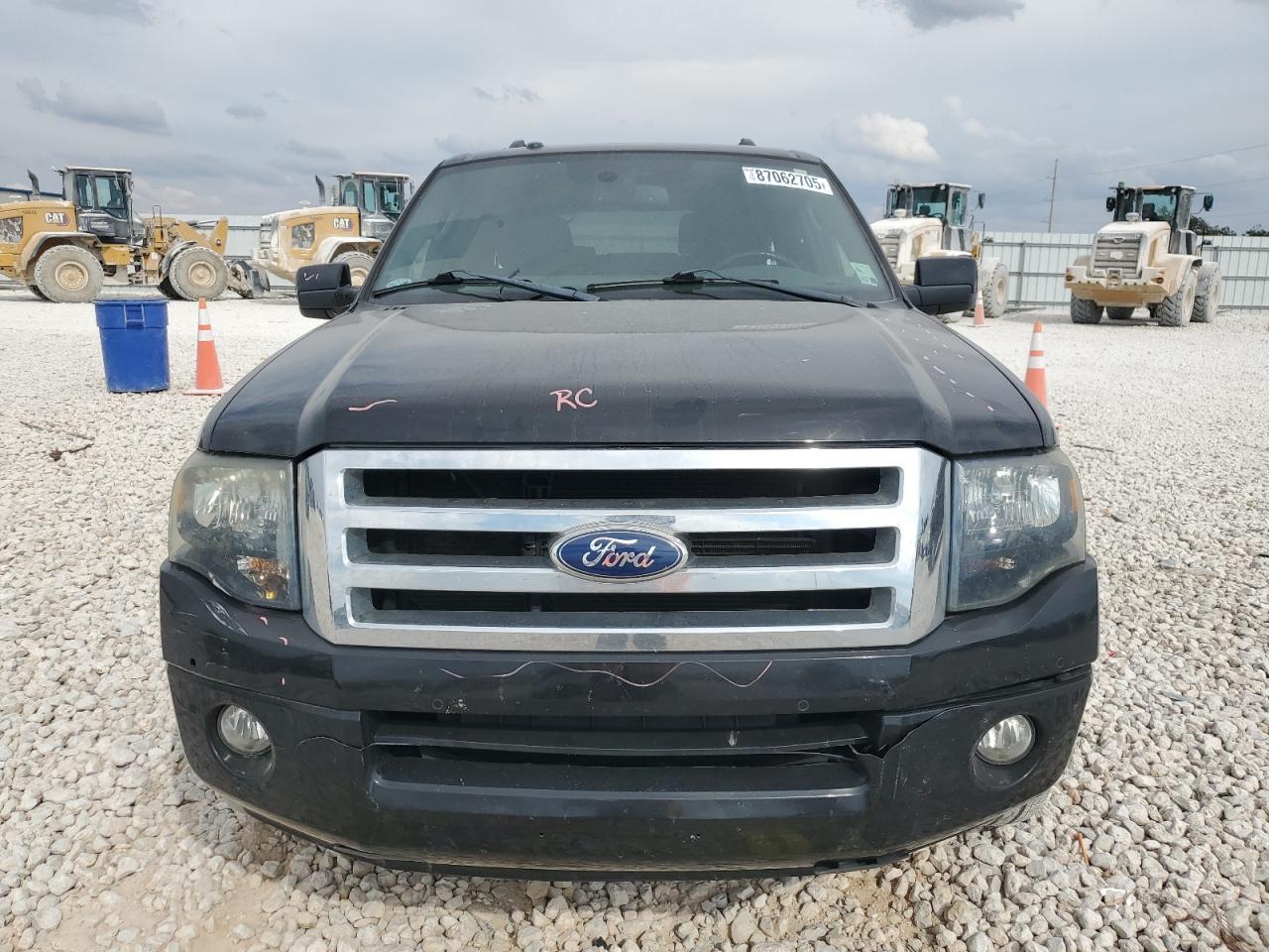 2013 FORD Expedition