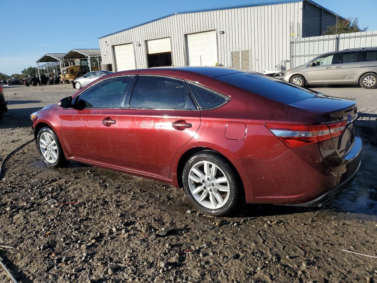 2013 TOYOTA Avalon