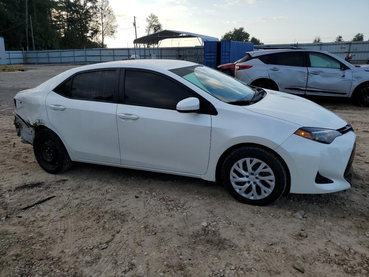 2018 TOYOTA COROLLA