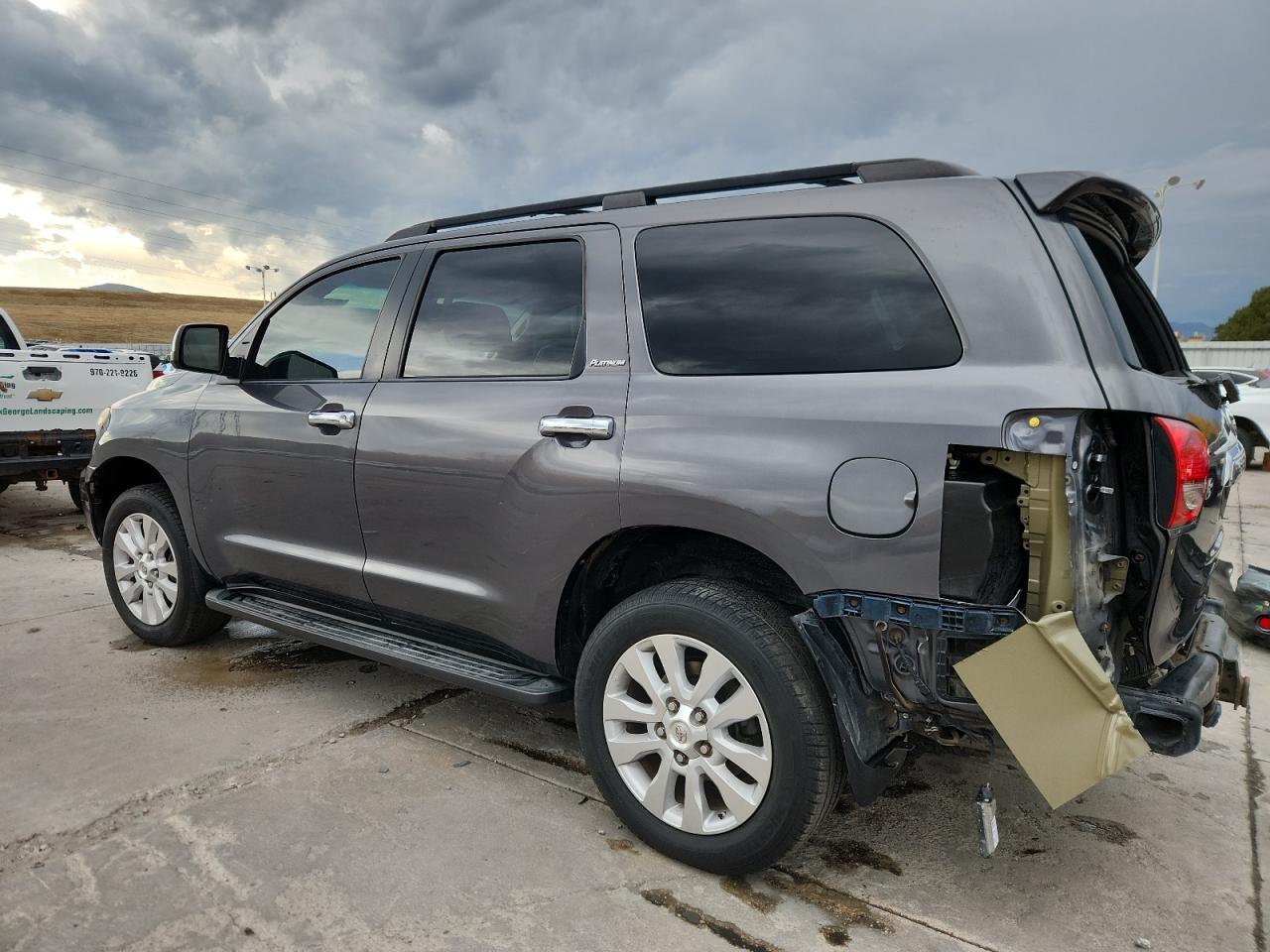 2014 TOYOTA Sequoia
