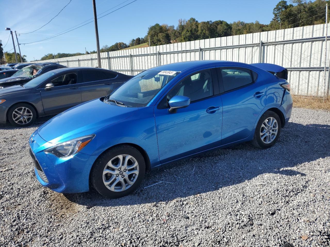 2017 TOYOTA YARIS