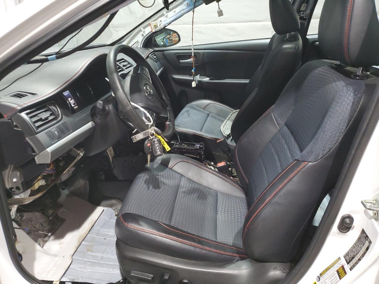 2015 TOYOTA CAMRY
