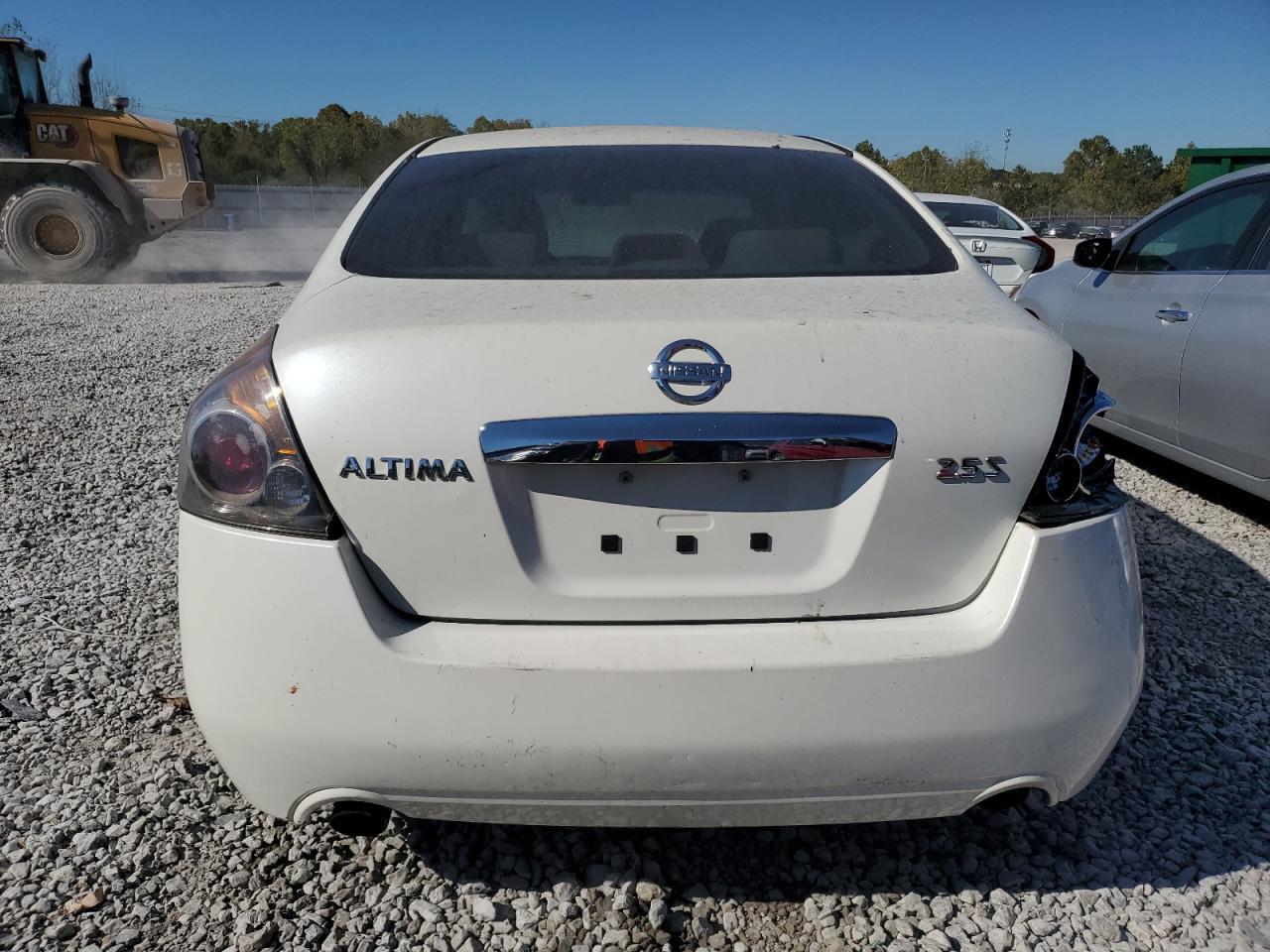 2010 NISSAN ALTIMA