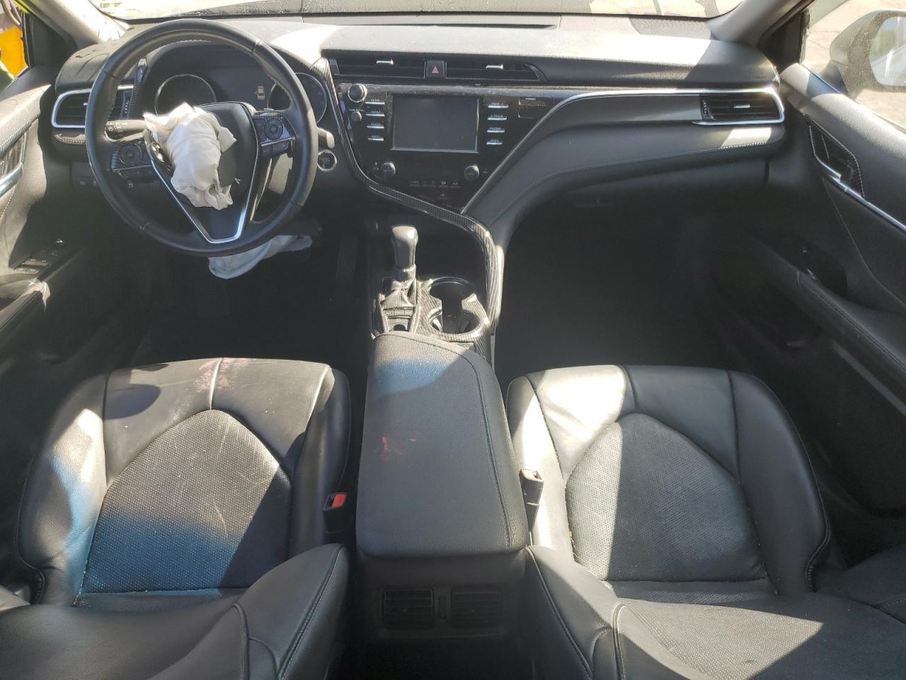 2018 TOYOTA CAMRY