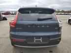 2021 VOLVO XC40