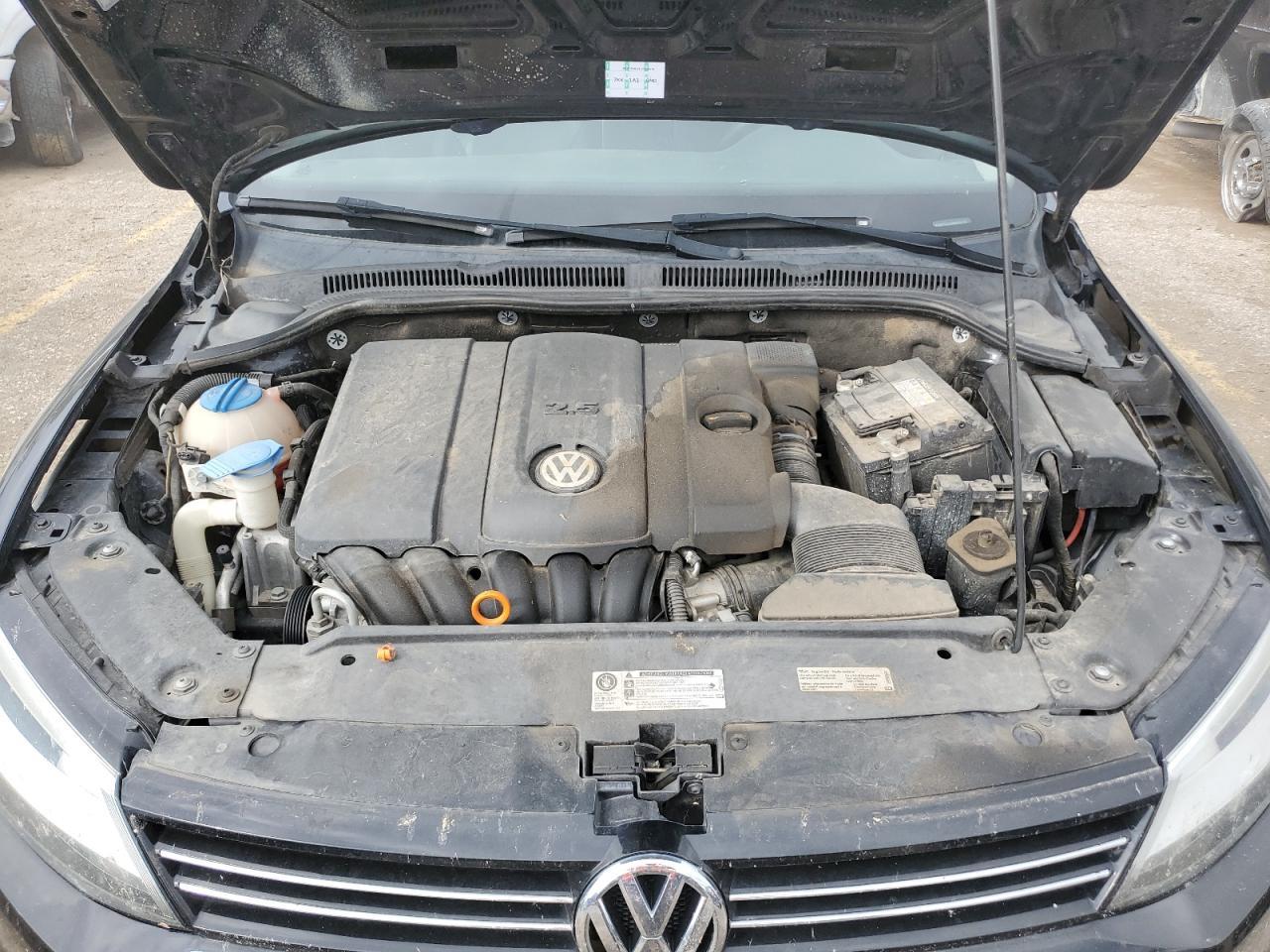 2013 VOLKSWAGEN JETTA