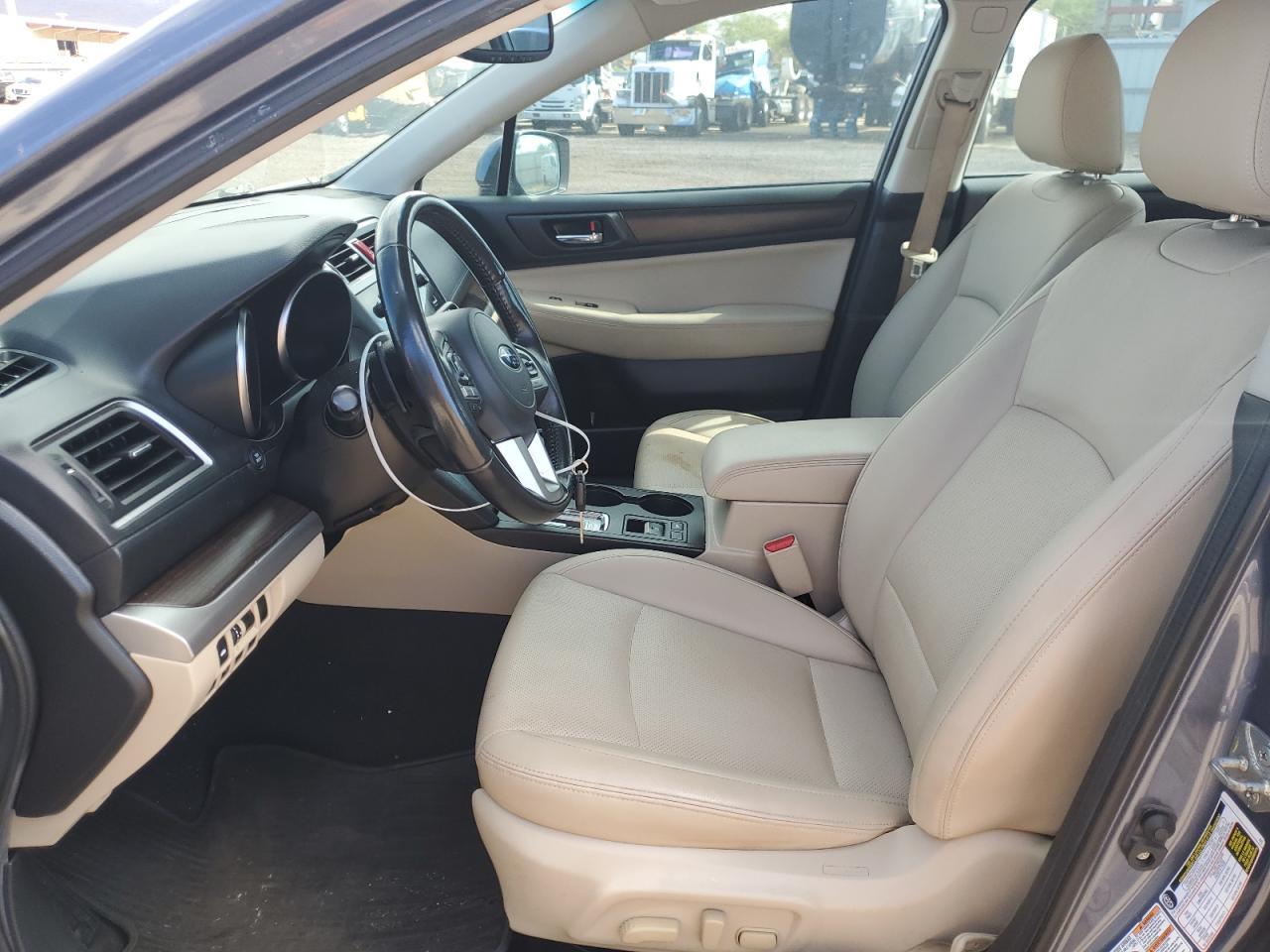 2016 SUBARU Legacy