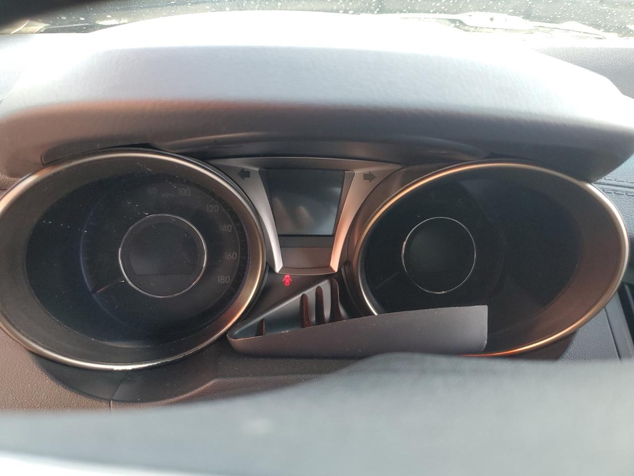 2013 HYUNDAI GENESIS