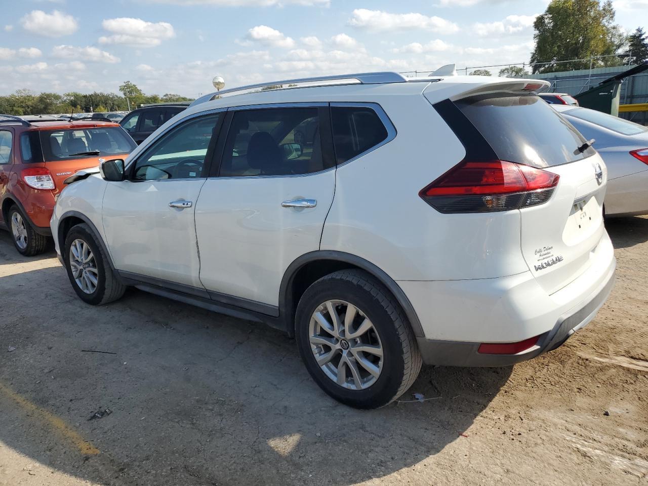 2017 NISSAN ROGUE
