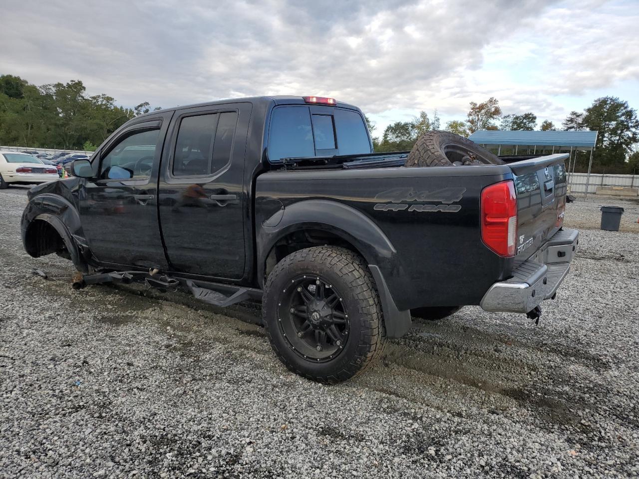 2016 NISSAN Frontier