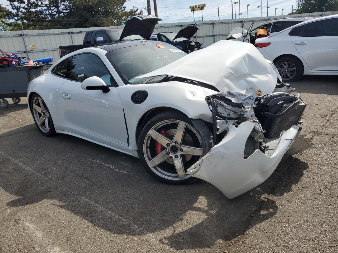 2015 PORSCHE 911