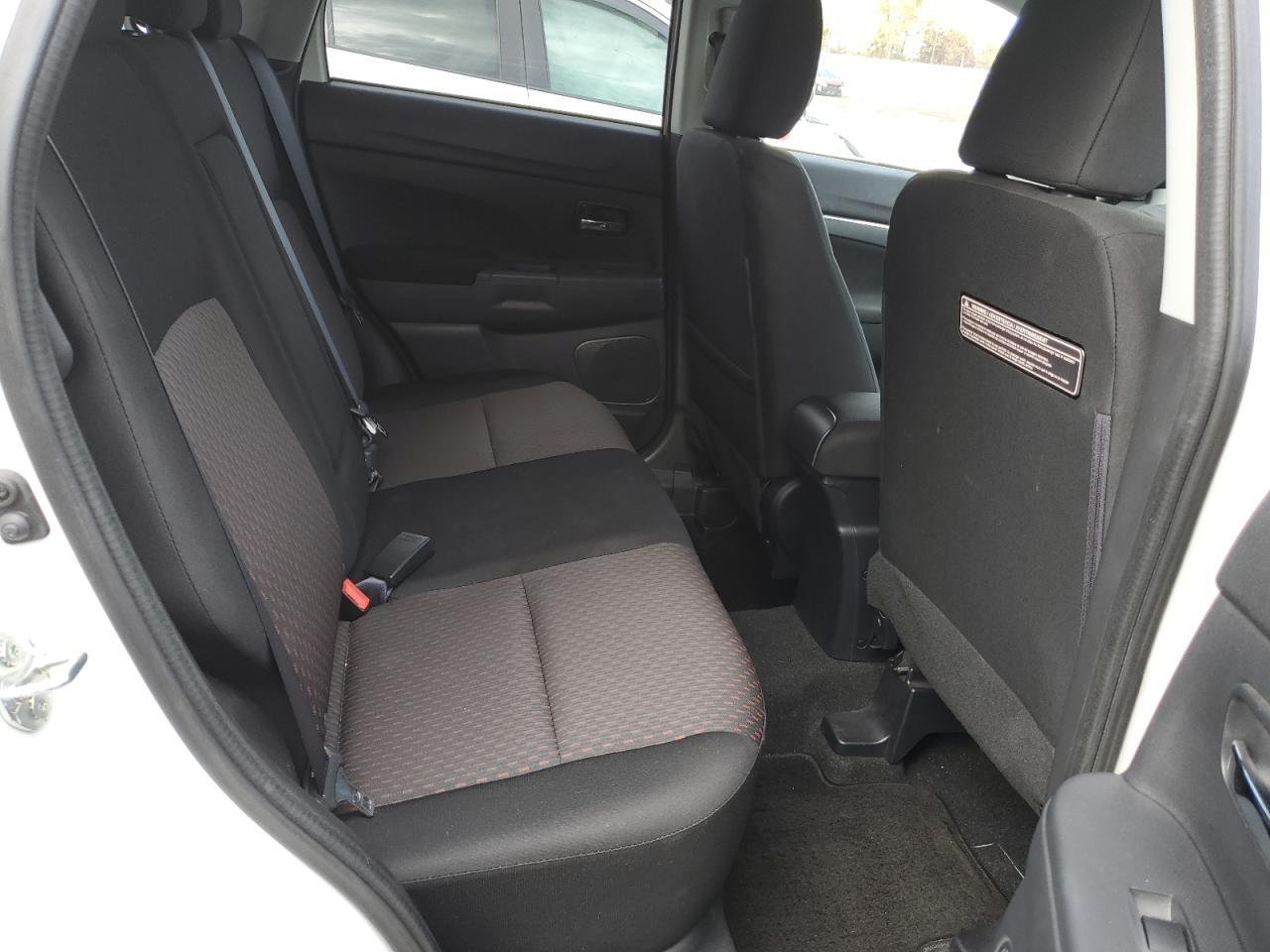 2017 MITSUBISHI RVR