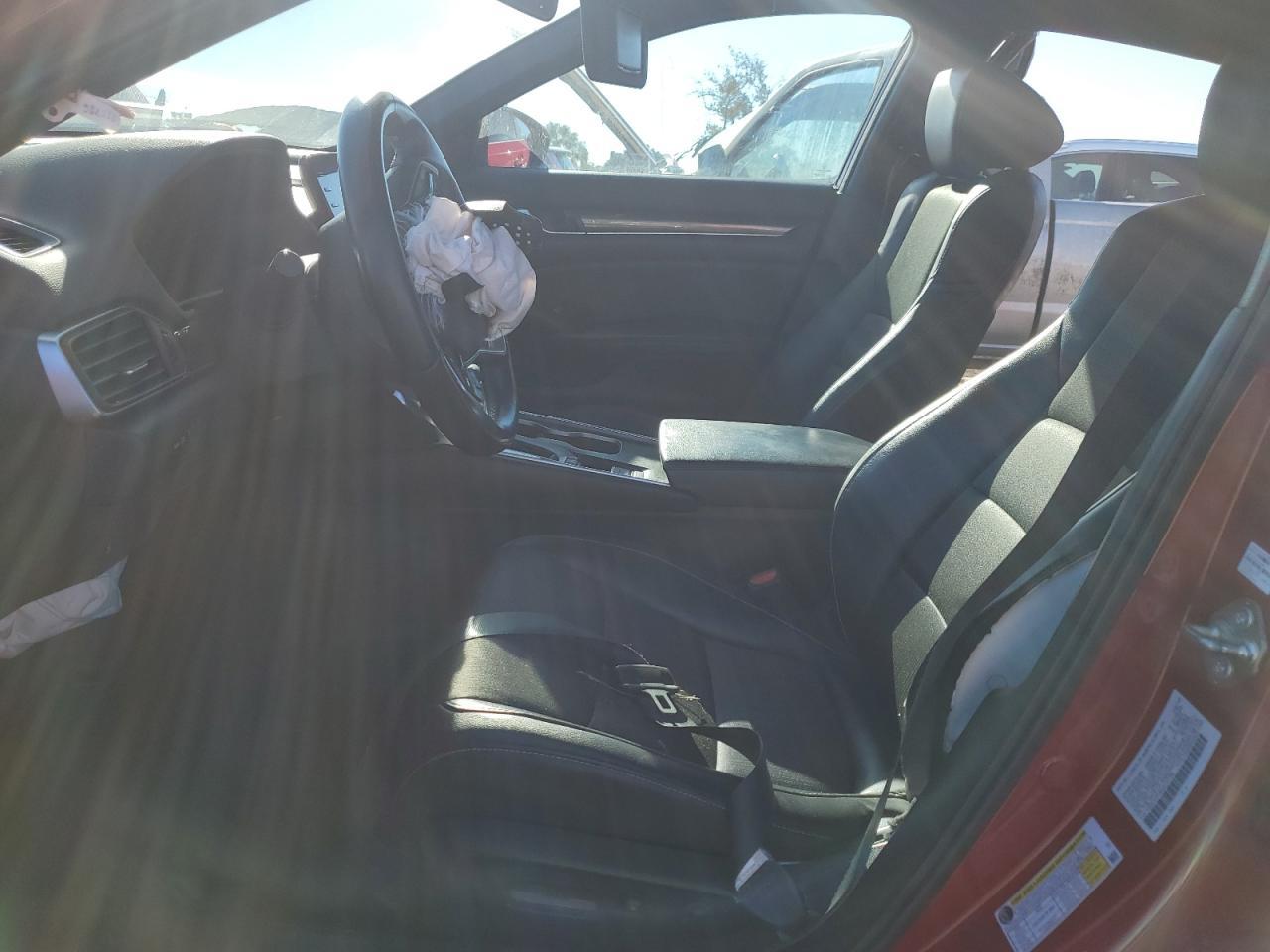 2018 HONDA ACCORD
