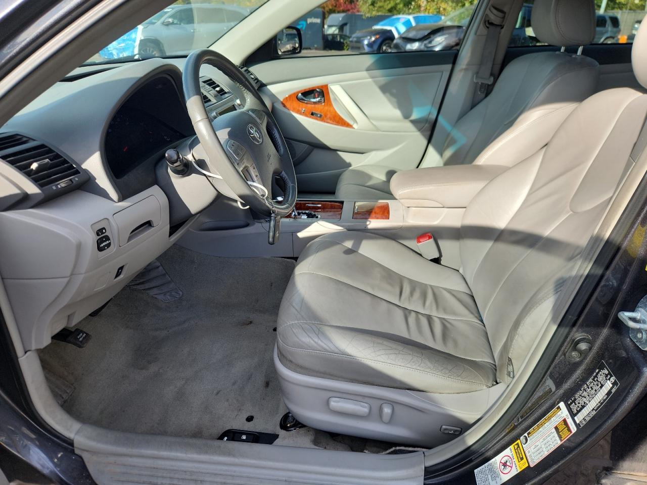 2011 TOYOTA CAMRY