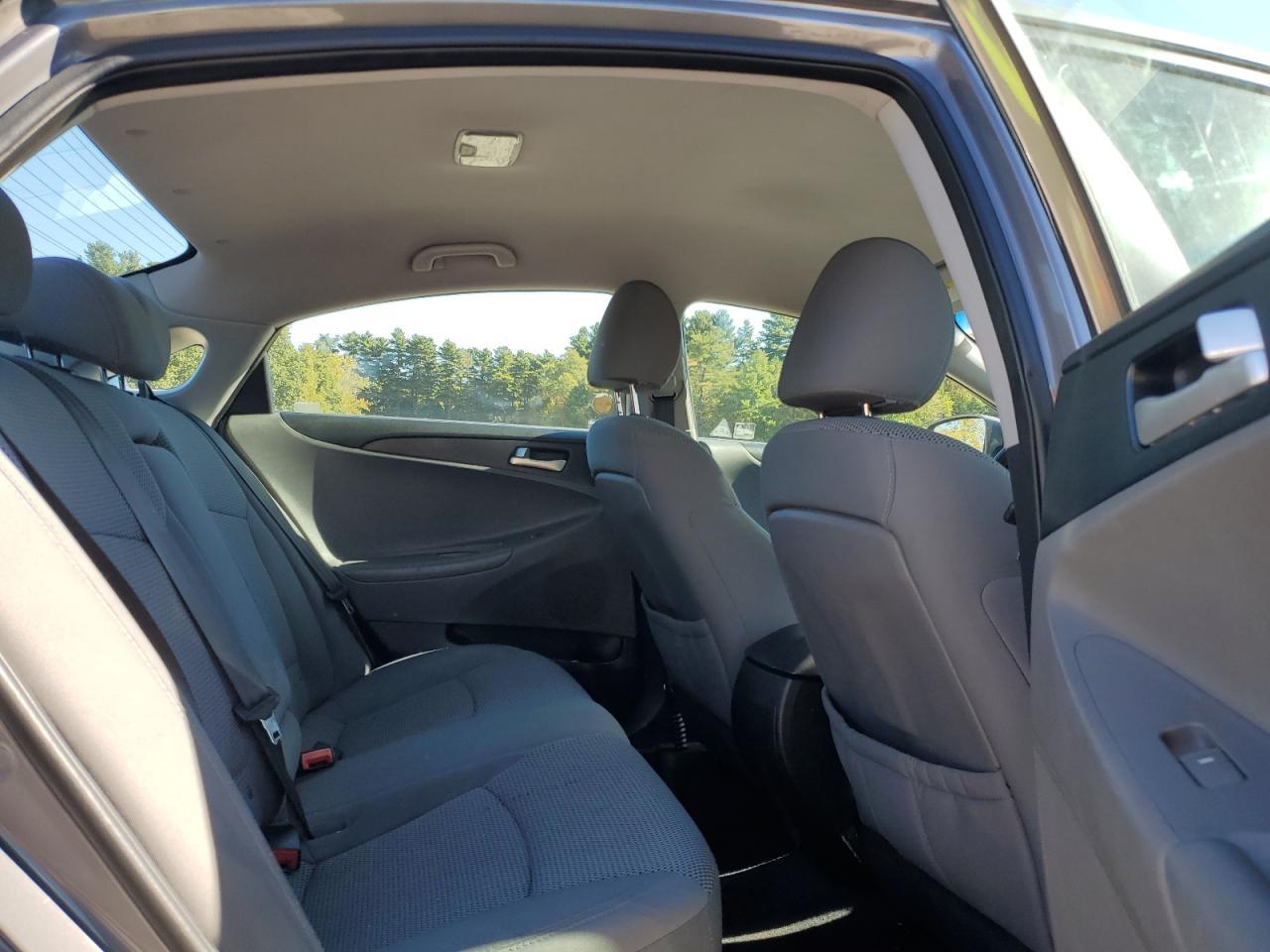 2012 HYUNDAI SONATA